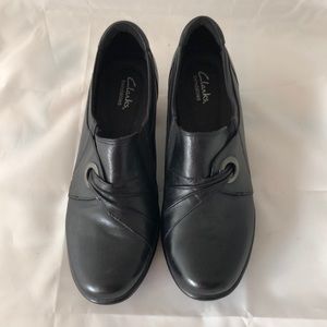 Clarks leather ankle shoes